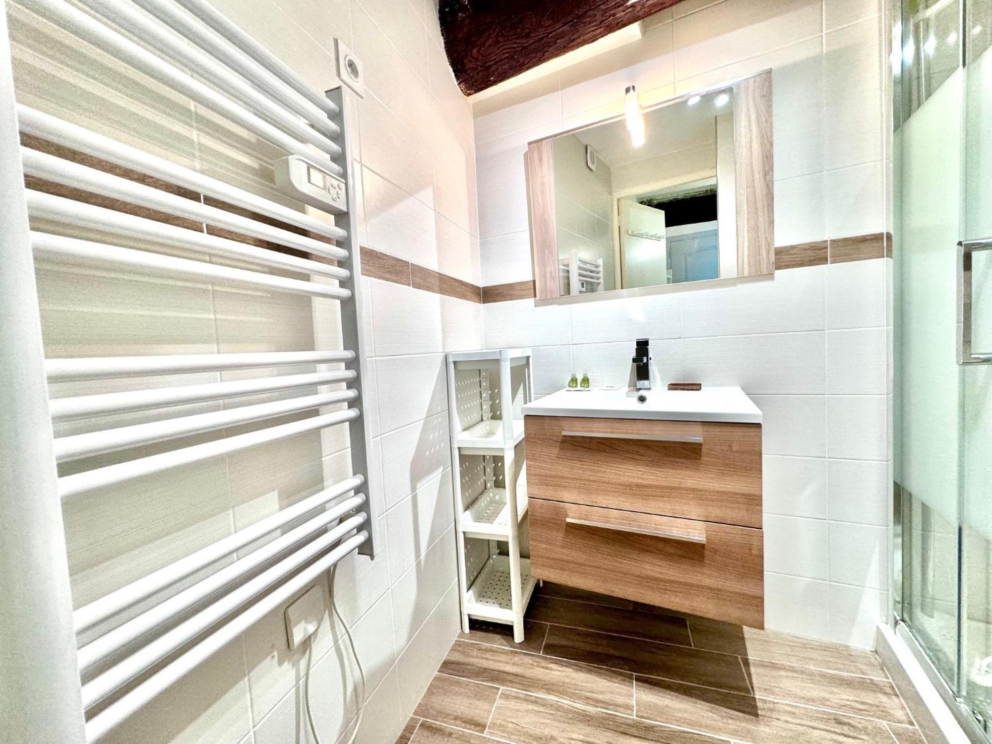Riviera - Angle Droite - Old Town Promenade Des Apartment *